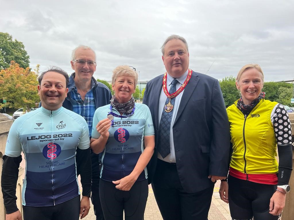 LEJOG The pathologists taking part #.jpg